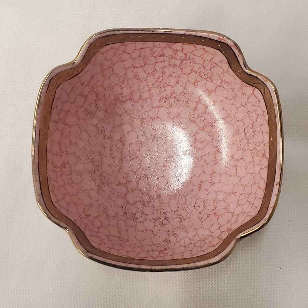 Decorative dish